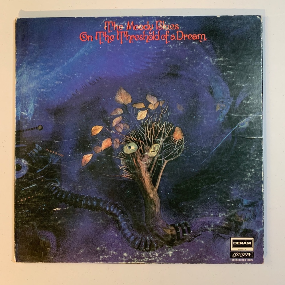 The Moody Blues - On The Threshold of a Dream